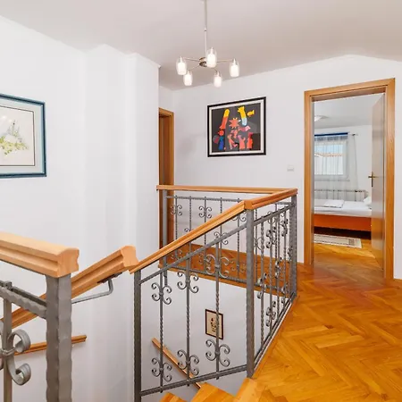 Jasmina * Цриквеница